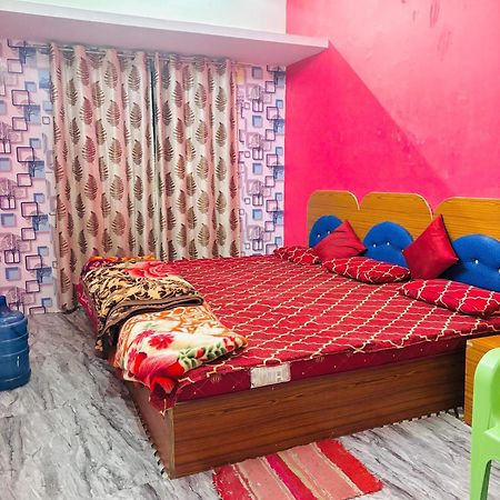 Shivalay Paying Guest House Varanasi Exterior foto