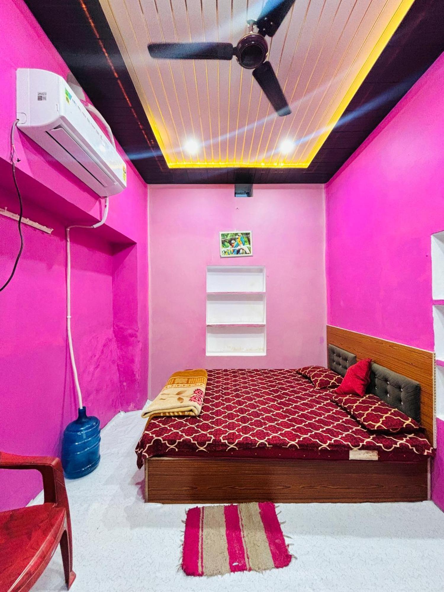 Shivalay Paying Guest House Varanasi Exterior foto