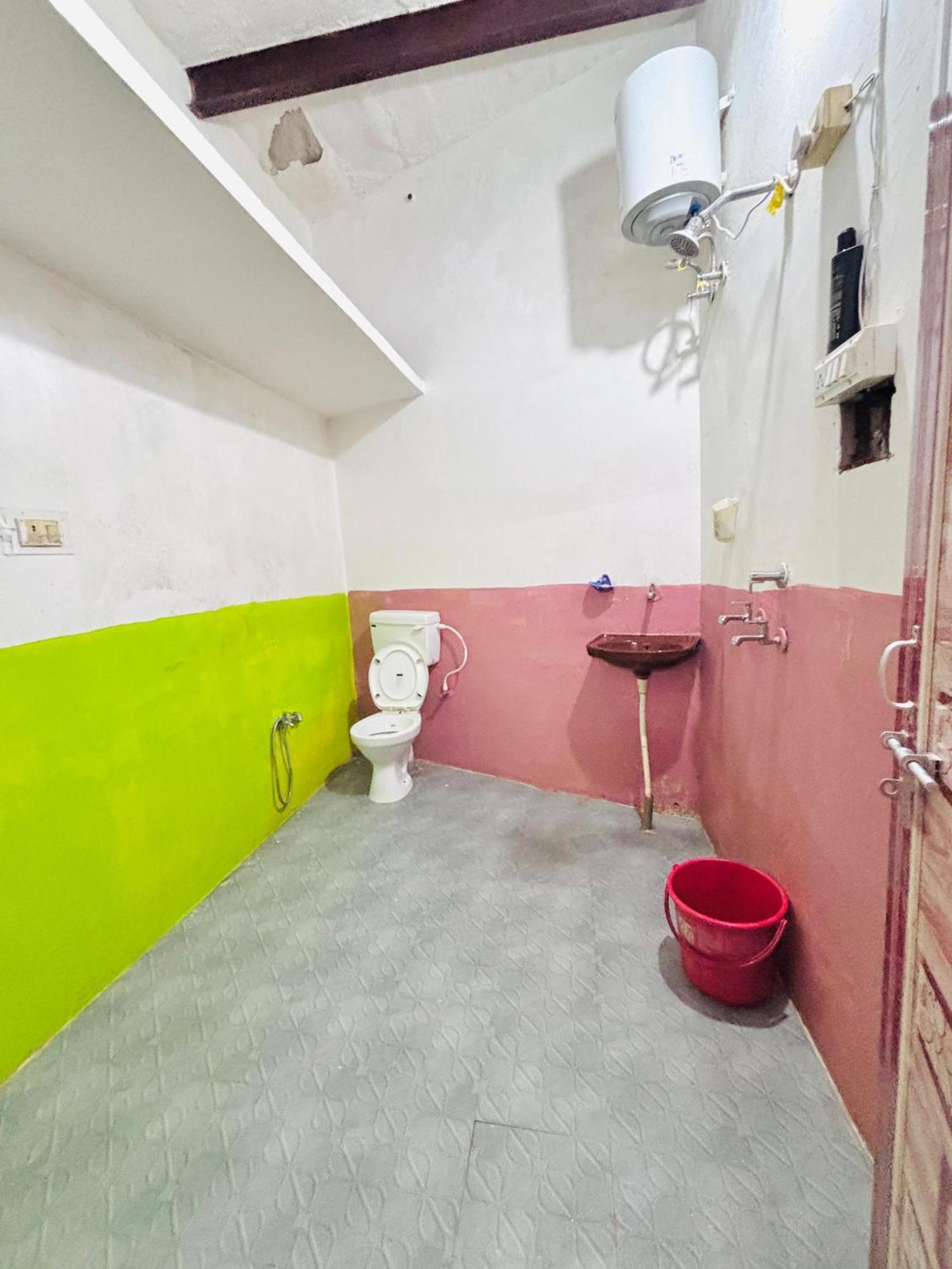 Shivalay Paying Guest House Varanasi Exterior foto